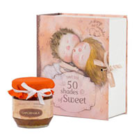 Подарочная коробка «50 оттенков сладкого» купить с доставкой в любой город Украины, цена от 289 грн.