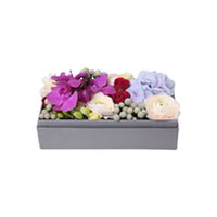 Коробка с цветами La Fleur «Моей прекрасной» купить с доставкой в любой город Украины, цена от 1 340 грн.