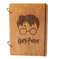 Блокнот с деревянной обложкой Wood&Leather «Harry Potter» лак купить с доставкой в любой город Украины, цена от 583 грн.