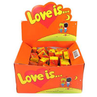Блок жевачек Sweet Flavor «Love is...» ананас-апельсин 100 шт. купить с доставкой в любой город Украины, цена от 199 грн.