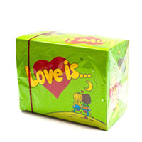 Блок жевачек Sweet Flavor «Love is...» яблоко-лимон 100 шт. купить с доставкой в любой город Украины, цена от 199 грн.